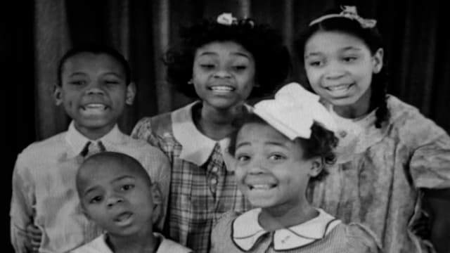 Watch The Little Rascals S01:E68 - Fishy Tales - Free TV Shows | Tubi