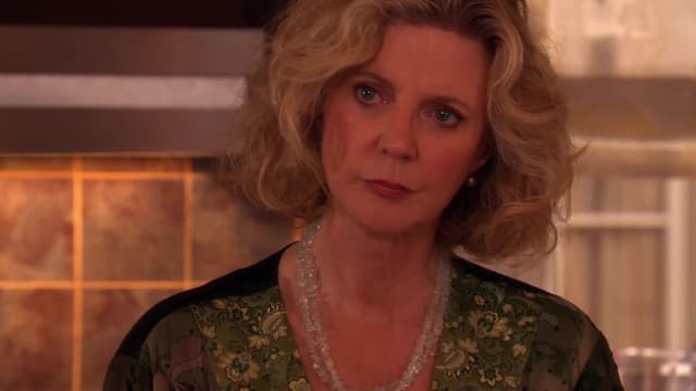 S02:E12 - Black Shadows