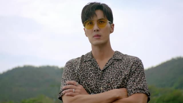 S01:E02 - Episode 2