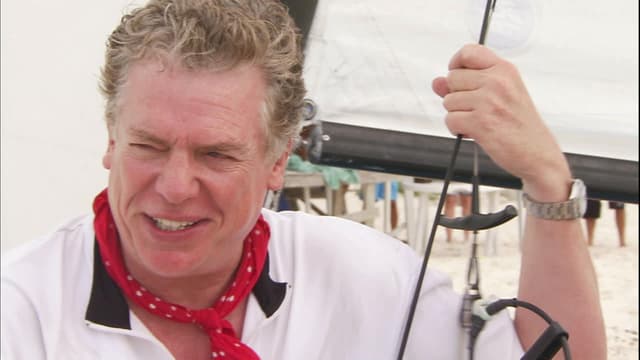 S02:E19 - Trapped in Paradise