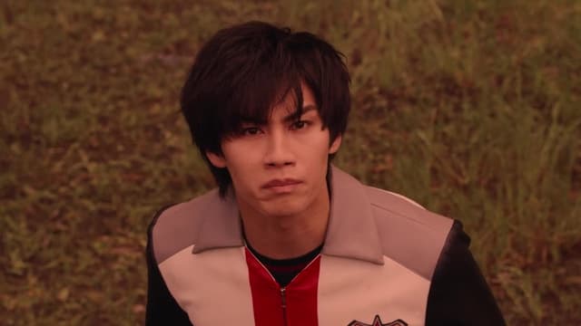 S01:E11 - The Encounter of Light & Darkness