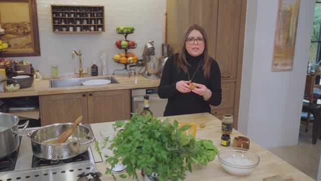 S01:E08 - Squid Ink Pasta