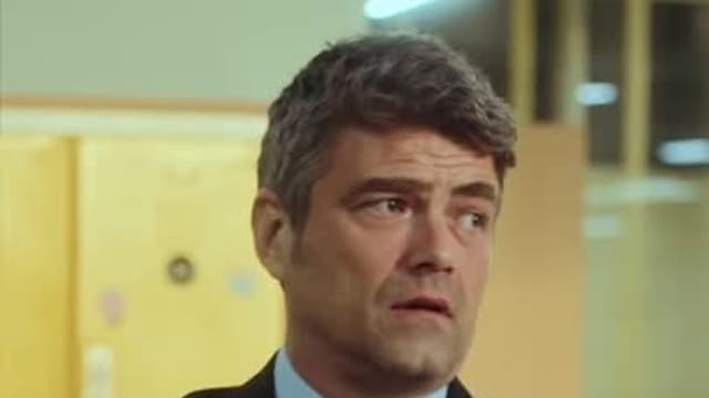 S01:E12 - Episode 12