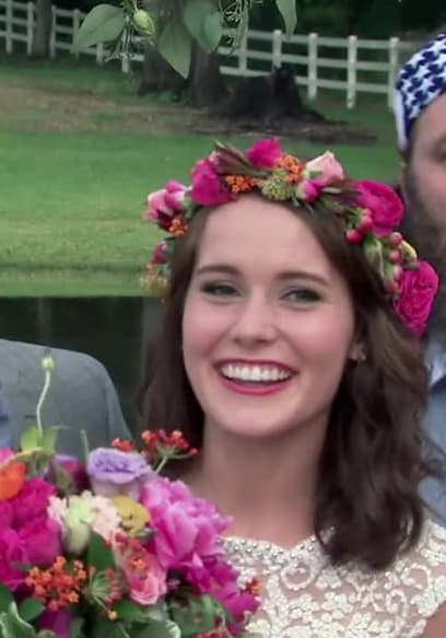S08:E09 - John Luke Gets Hitched poster