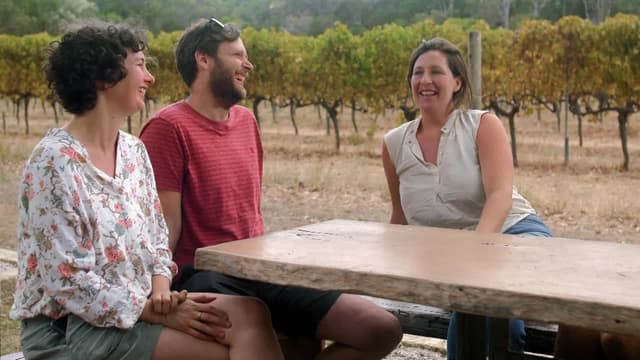 S01:E07 - Heading West