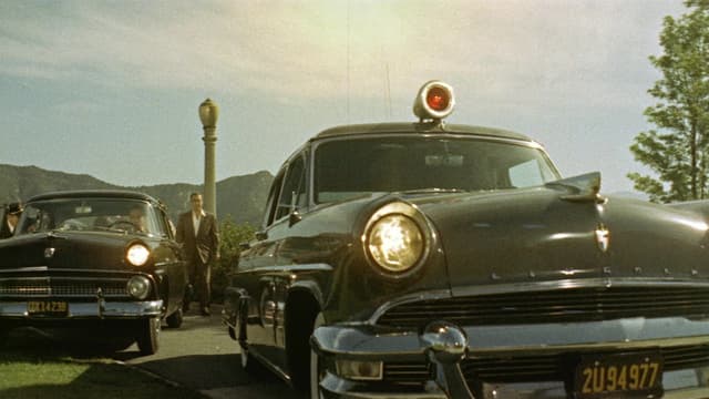 S03:E04 - The Body on Somerton Beach