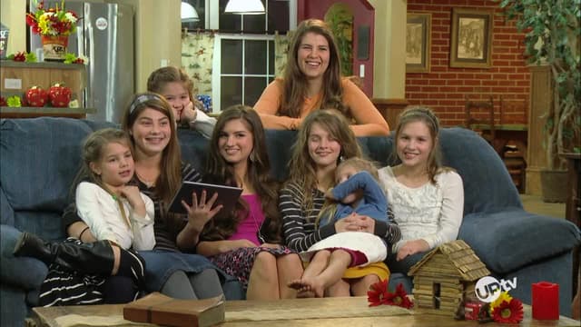 S01:E12 - All About the Bates