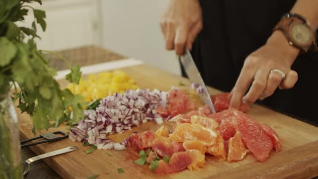 S01:E04 - Fields Not Factories