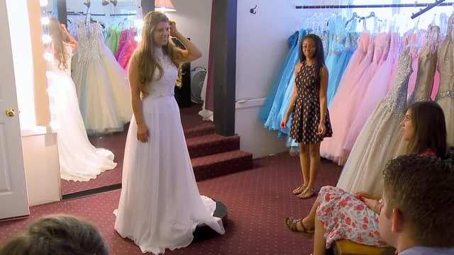 S07:E20 - The Bates Royal Wedding Celebration!