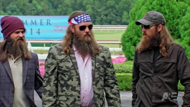 S07:E03 - Quack in the Saddle