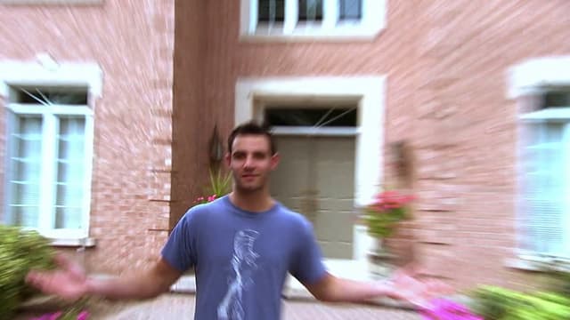 S03:E08 - Evan vs. John