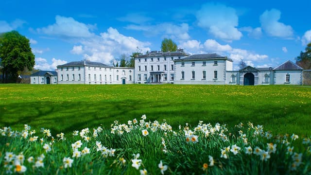 S01:E07 - Strokestown House