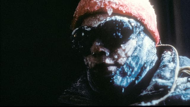 S01:E43 - Fiebre de encierro