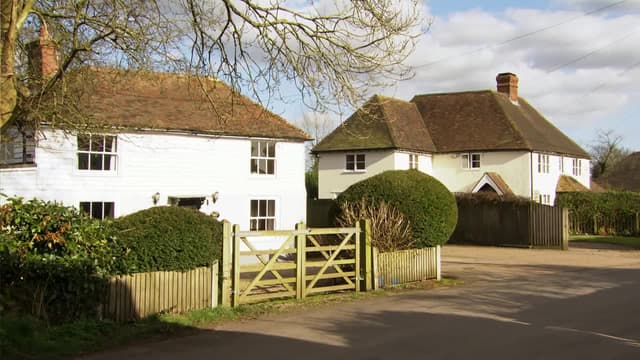 S01:E02 - Somerset
