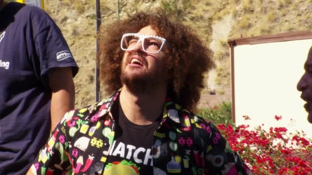 S10:E09 - Party Rockin' Tank