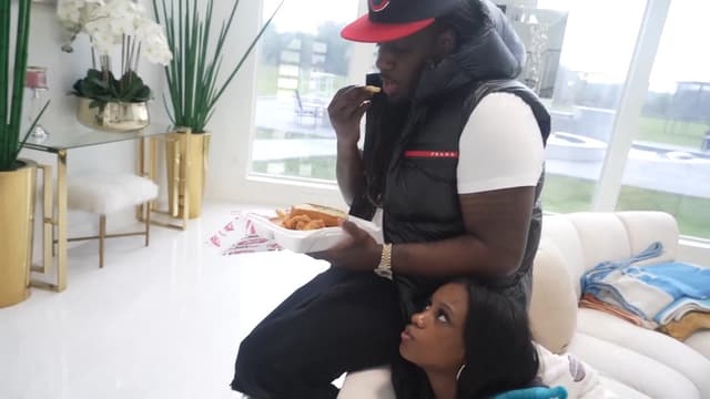 S01:E04 - School Scare