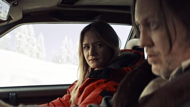 S01:E02 - The Red Season