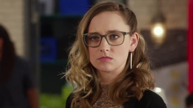 S01:E10 - The Rube Goldberg Contraption