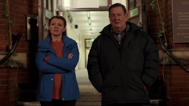 S01:E02 - Evil Under the Bun