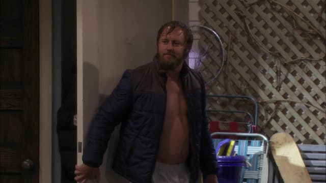 S02:E04 - A Stray Dog Walks Into a Bar