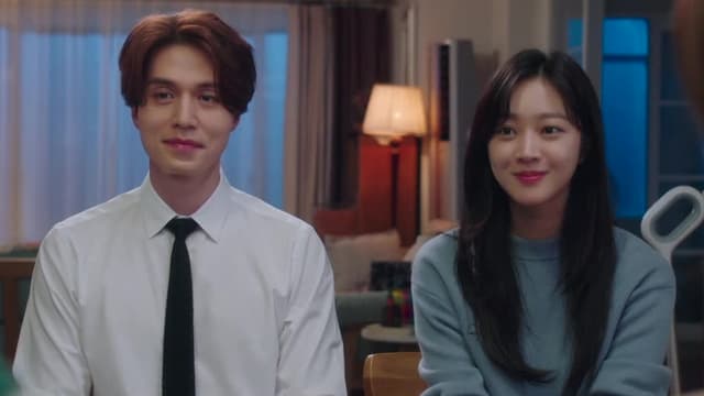 S01:E12 - Episode 12