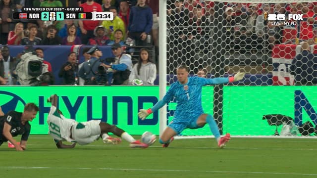 S2026:E122 - Senegal's Ismaïla Sarr scores goal while falling down vs Norway