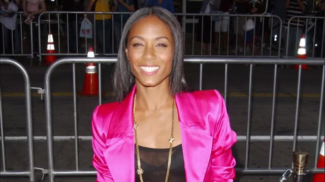 S01:E10 - Episode 10