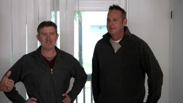 S05:E01 - Beachfront Battle