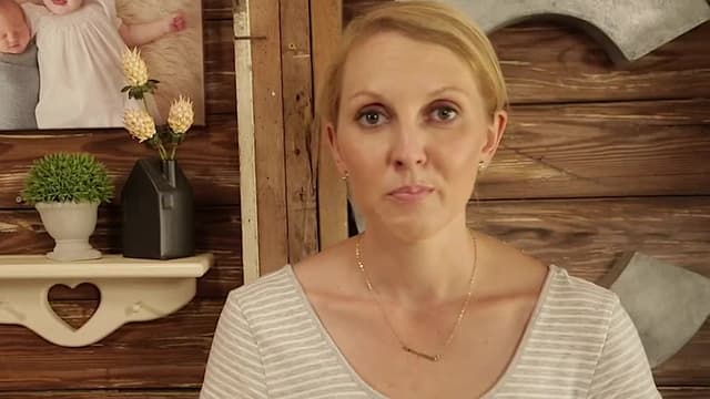 S01:E13 - Kid-Sized Picnic Table / Replace Hardwood Floor Boards / Dining Table Update With Resin / Make a Small Room Look Larger / Trash Can Cabinet