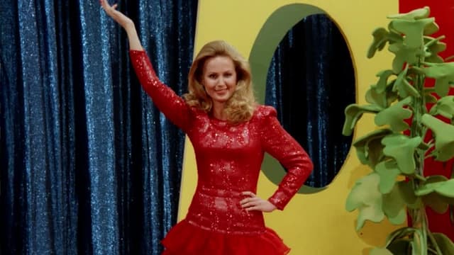 S04:E13 - Games People Play