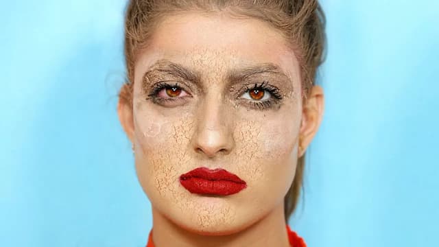 S01:E02 - Makeup as Clothes / 1 Pound of Makeup on My Face