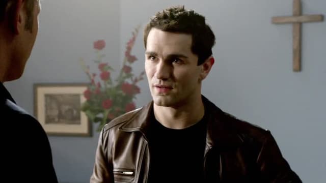 S04:E09 - Too Far, Fast-Forward