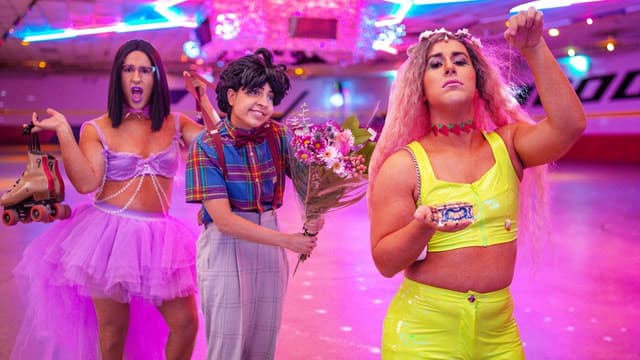 S01:E19 - Nerdy Boy Falls in Love With Popular Girl