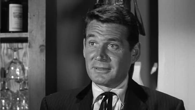 S03:E13 - The Lady Plays Her Hand