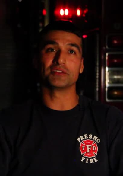 S01:E113 - A Day With Traveler David Ramirez at Engine 3 poster