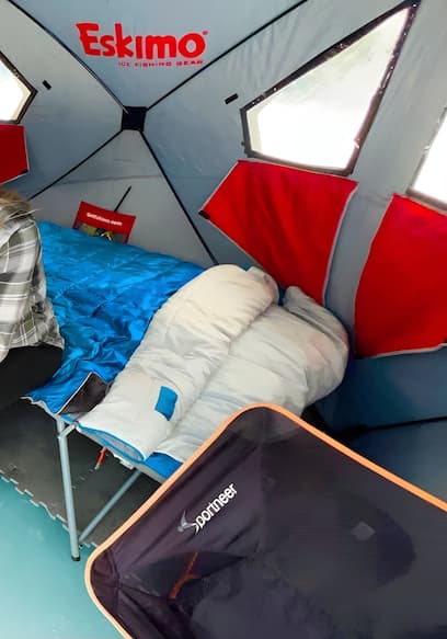 Póster de S01:E11 - Insulated Tent