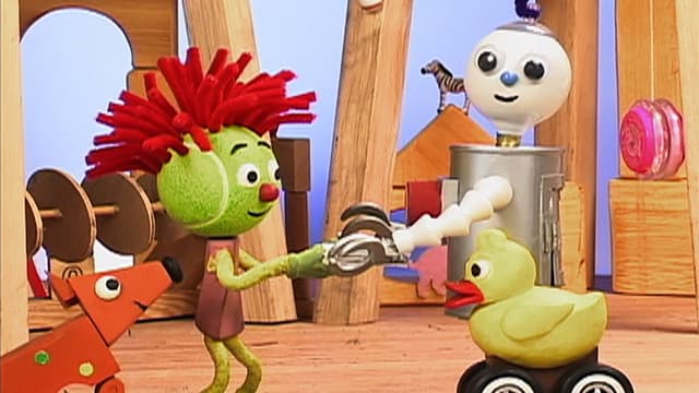 S01:E04 - A Runaway Robot/Little Lost Lamb