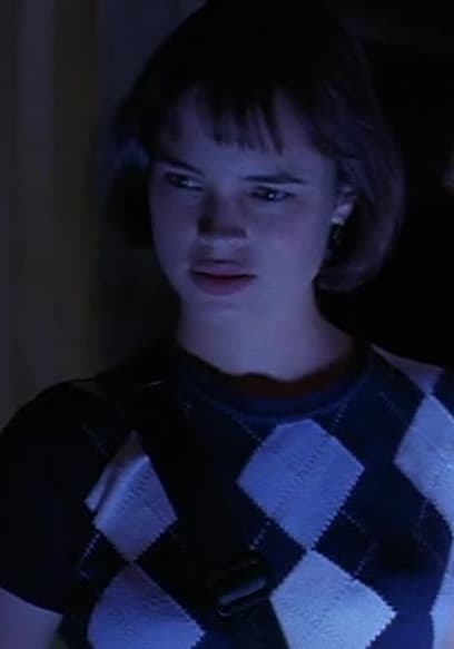 S01:E10 - Una Extraña en El Camino poster