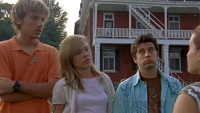 S03:E11 - With Friends Like These