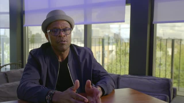 S01:E09 - William Saunderson-Smith