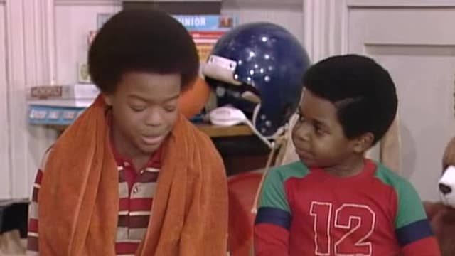 S02:E214 - Hot Watch