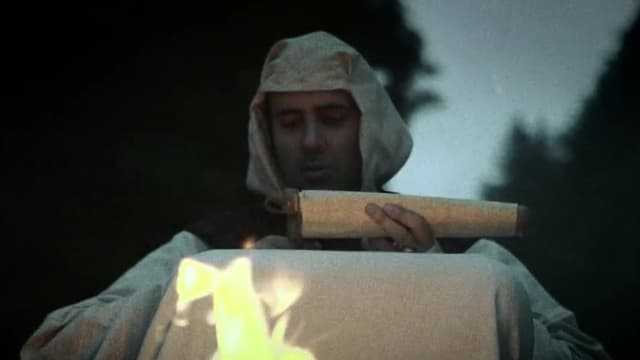 S01:E08 - The Hunt for the Book of Spells