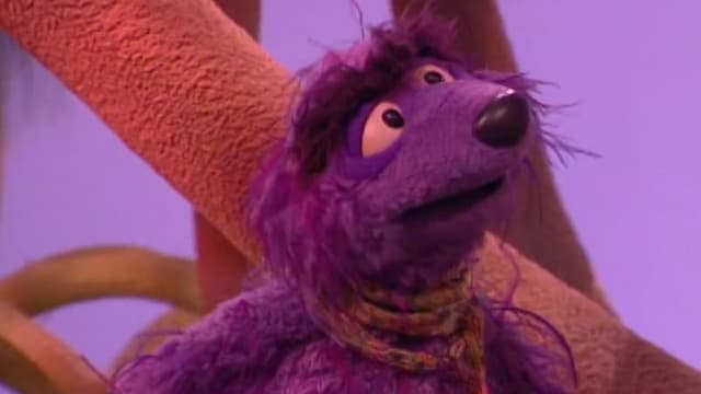 S01:E50 - Berries as Big as Your Head