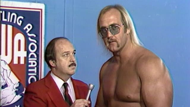 S02:E08 - Hulk Hogan vs. Rowdy Roddy Piper