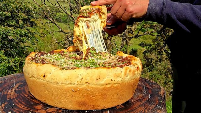 S01:E18 - Deep Dish Pizza and Pizza Bowls