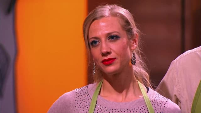 S05:E01 - Infestation