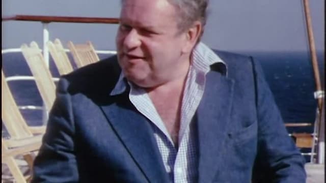 S01:E08 - A Dip in the Pool