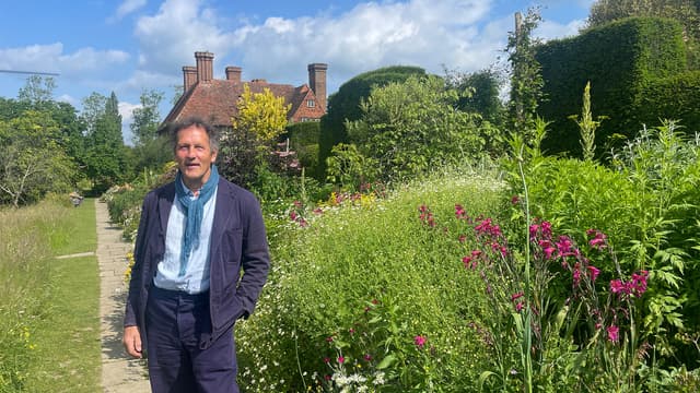 S01:E04 - London and Southeast