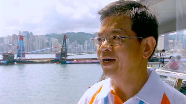 S02:E14 - Dragon Boat Festival - Hong Kong