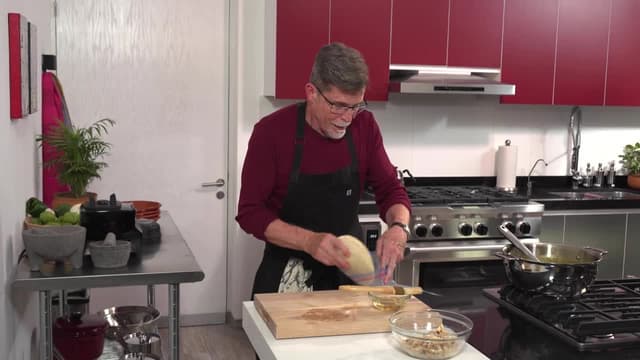 S12:E09 - No sabes toda la enchilada